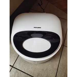 USED. PETLIBRO POLAR WHITE WITH PLASTIC PLATE CAT SMART FEEDER APP REFRIGERATING